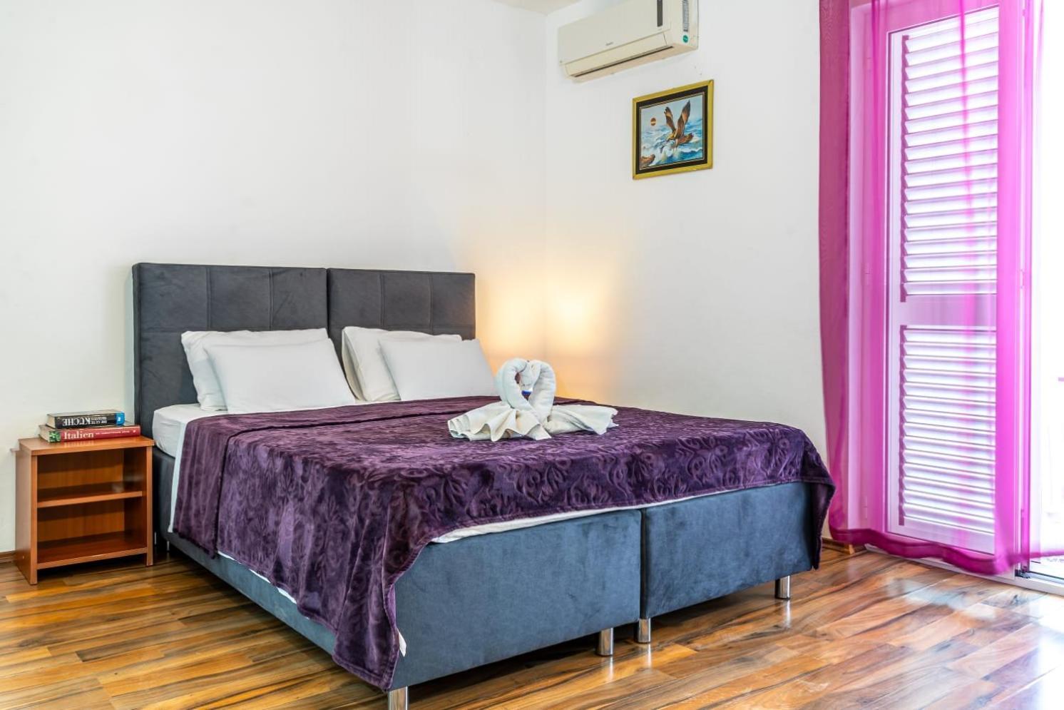 Vinko Apartment *